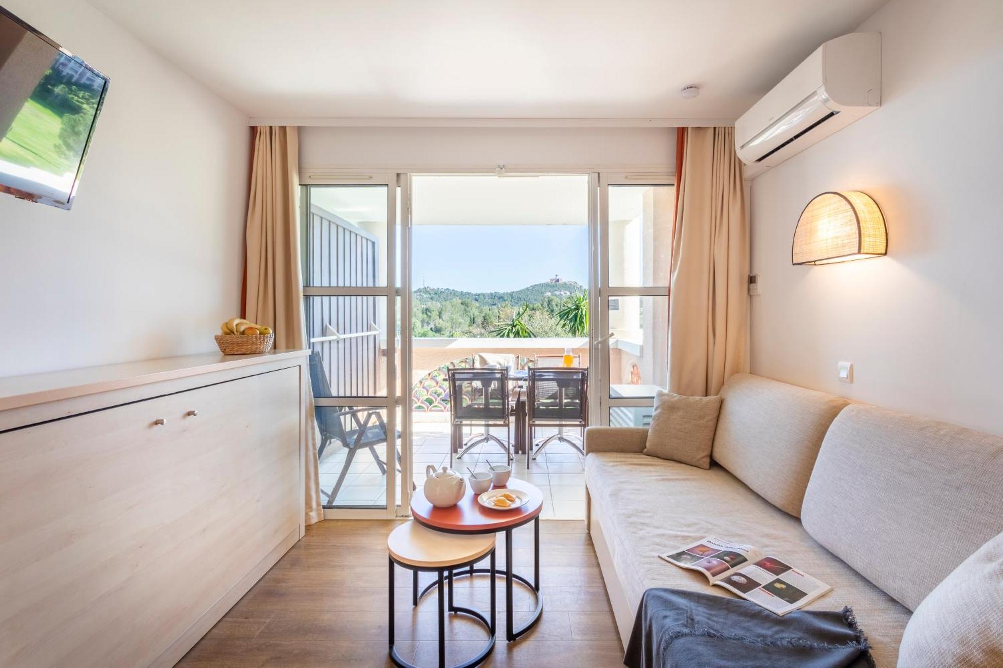 Village Pierre & Vacances Cap Esterel - Saint Raphael Village Esterno foto